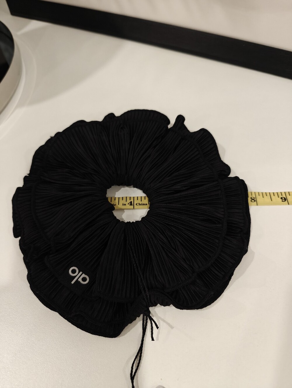 Alo Yoga Oversized Hair Scrunchie